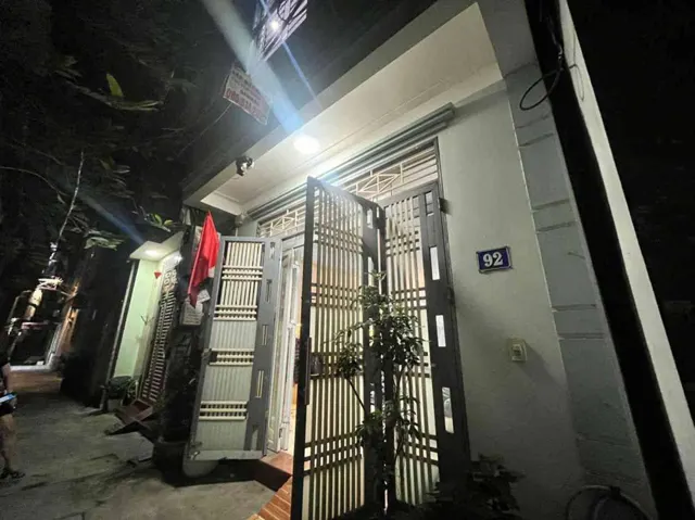 Bán Nhà Kim Giang, Hn, Dt 57M2, 5 Tầng, Giá Bán 12 Tỷ Mô Tả: Nhà Giao Thông Thuận Tiện, Chợ, Trườ