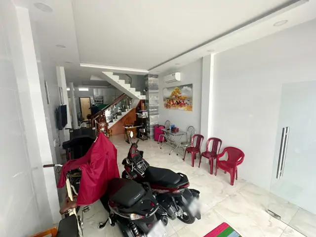 Nhà Bán Mặt Tiền Nội Bộ Đường Số 3 Khu Vip Bông Sao P5q8