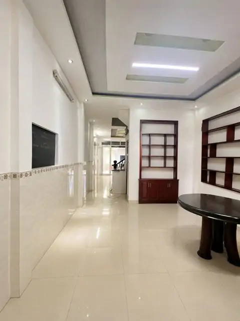 Nhà 4 Tầng Bùi Thế Mỹ, Dt 70M2, Ngang 4M, 4Pn, 3Wc, Giá 8.3 Tỷ