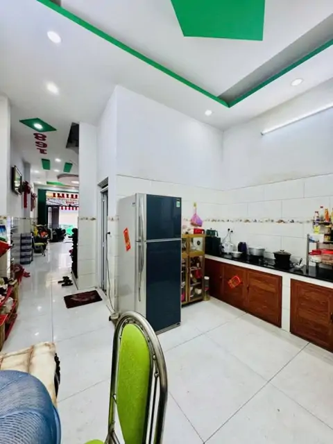 Bán Nhà Mặt Tiền Trịnh Đình Trọng - Giao Kênh Tân Hóa, 4,2X18m, 5 Tầng - 5Pn, 14 Tỷ