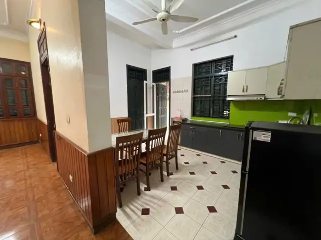 Cho Thuê Nhà Riêng Hoàng Hoa Thám – Sát Hồ Tây 60M² × 3 Tầng 4Pn – 2Wc 15 Triệu/tháng