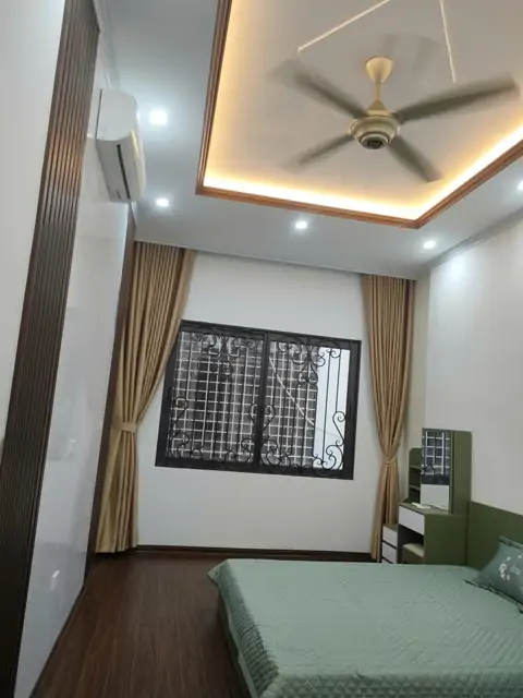 Bán Gấp Giá Rẻ Chung Cư Trần Thủ Độ 83M, Tầng 9, Mặt Thoáng 10M, 5.7 Tỷ Hoàng Mai