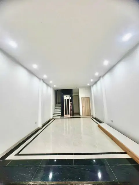 Bán Nhà Đẹp Đàm Quang Trung – 50M² X 5 Tầng – Thang Máy – Full Nội Thất – Ngõ Thông Nhỉnh 12 Tỷ