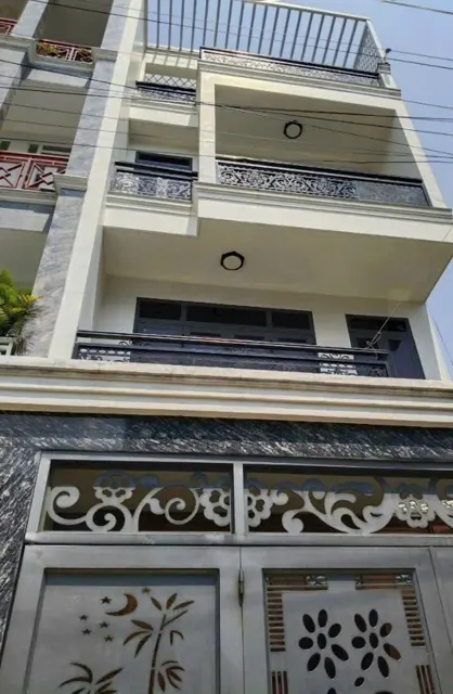 Nhà Đẹp Kdc Hiệp Thành City, Q12 1 Trệt 3 Lầu – Đường 10M Có Vỉa Hè – Giá Chỉ 9.45 Tỷ Tl!