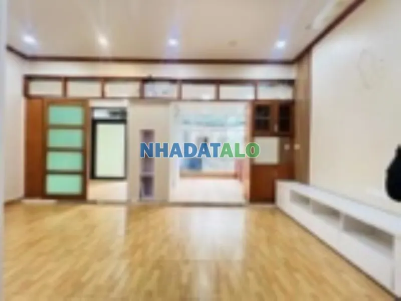 Bán Nhà 2Tỷ45 Tập Thể Đhktqd Khu Nhà Mới Sát Phố 50M2