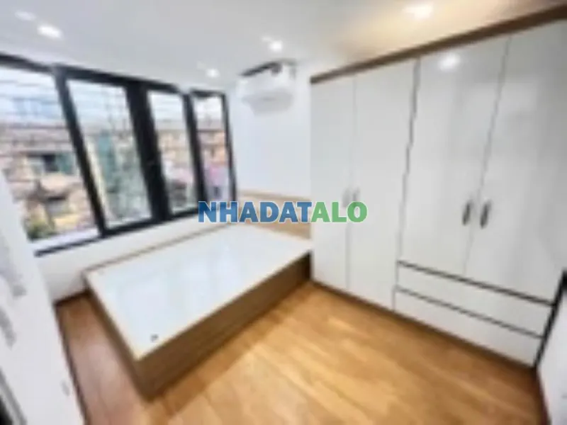 Bán Nhà Tt Bách Khoa 2 Ngủ 2 Wc Nhà Đẹp Ở Ngay 2Tỷ6