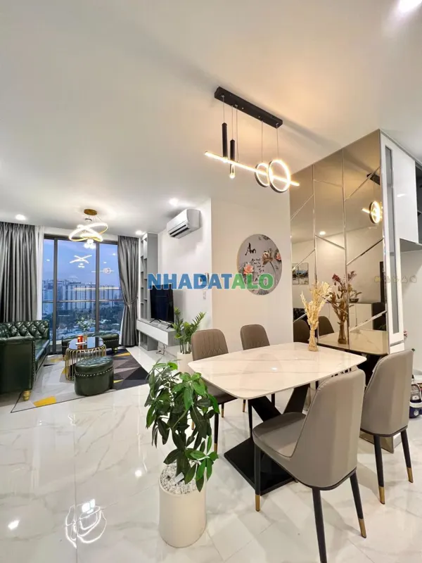 Căn hộ 1 tỷ 6 Full Nội Thất, 2PN, Vị Trí Đắc Địa Phan Xích Long