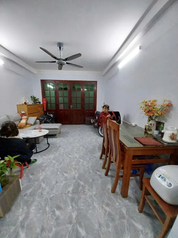 Nhà đẹp Vĩnh Hưng - 5.4 tỷ - Ngõ Thông - Gần Thời Đại, Thanh Nhàn