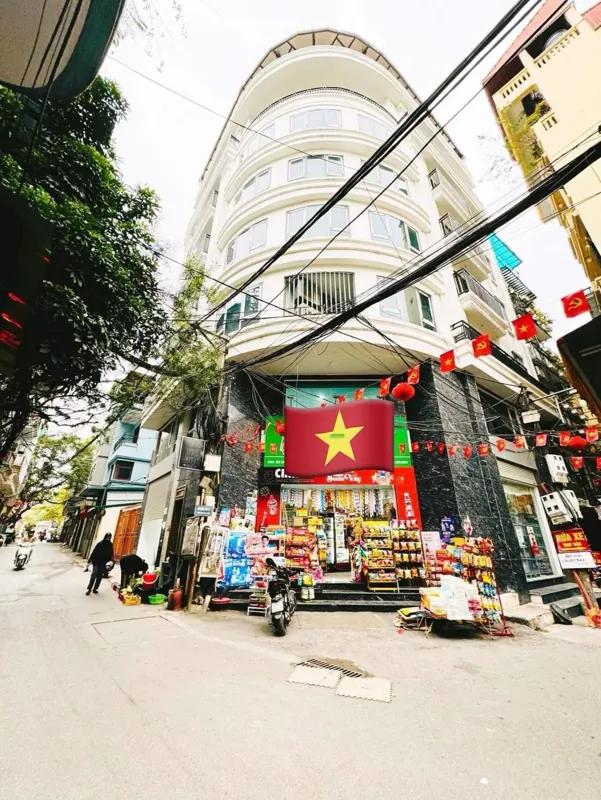 Bán tòa nhà 8 tầng, 15m mặt tiền Hoàng Hoa Thám - Ba Đình