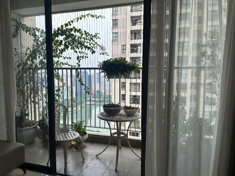 Bán Căn Hộ 3PN View Hồ Vinhomes D’Capitale - Giá Tốt Nhất