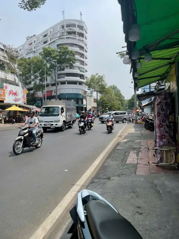 Cho Thuê Nhà Nguyên Căn Quận 5: 170m2, 2 Lầu, Giá 27tr/tháng - Trần Phú, P7
