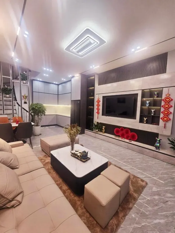 Nhà Đẹp Minh Khai - 45m² - 5 Tầng - Giá Tốt - Vị Trí Vàng