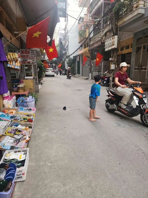 Bán nhà mặt phố Ao Sen 60m², 4 tầng, Ô Tô Đỗ Cửa, 2 Mặt Ngõ, Hà Đông