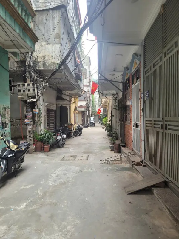 Bán Nhà Phố Bế Văn Đàn, Hà Đông: 4 Tầng, Ô Tô Đỗ Cửa, Giá 4 Tỷ