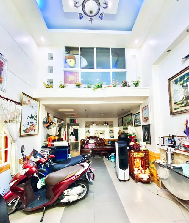Nhà 5 Tầng, Hẻm Xe Tải Tân Bình: Vị Trí Đắc Địa - Giá Tốt Nhất