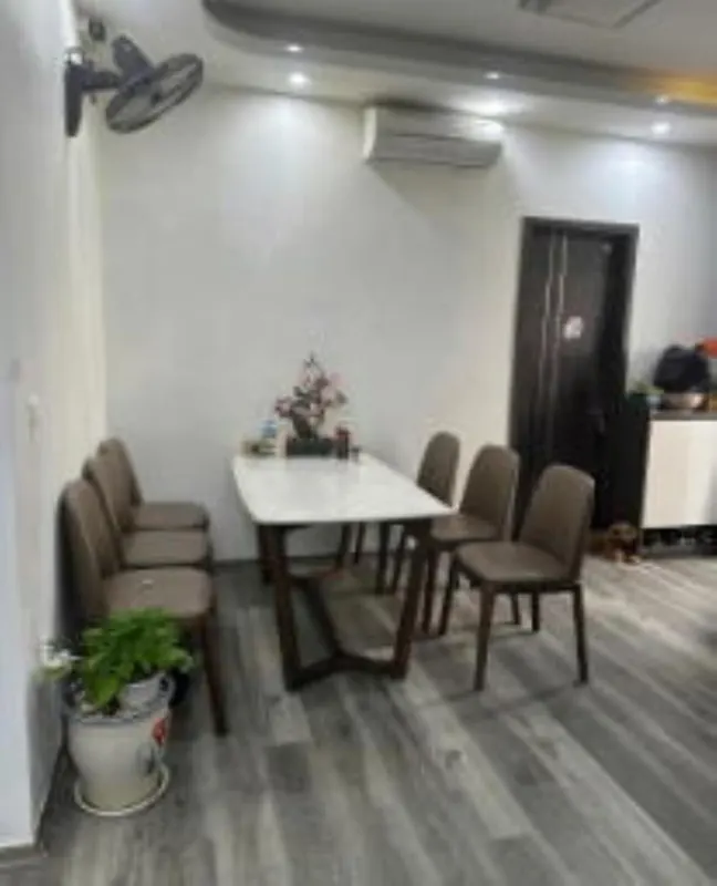 Căn Hộ 72.6m2, 2PN, Cầu Giấy: Vị Trí Đẹp, Nội Thất Full, Giá 5.1 Tỷ