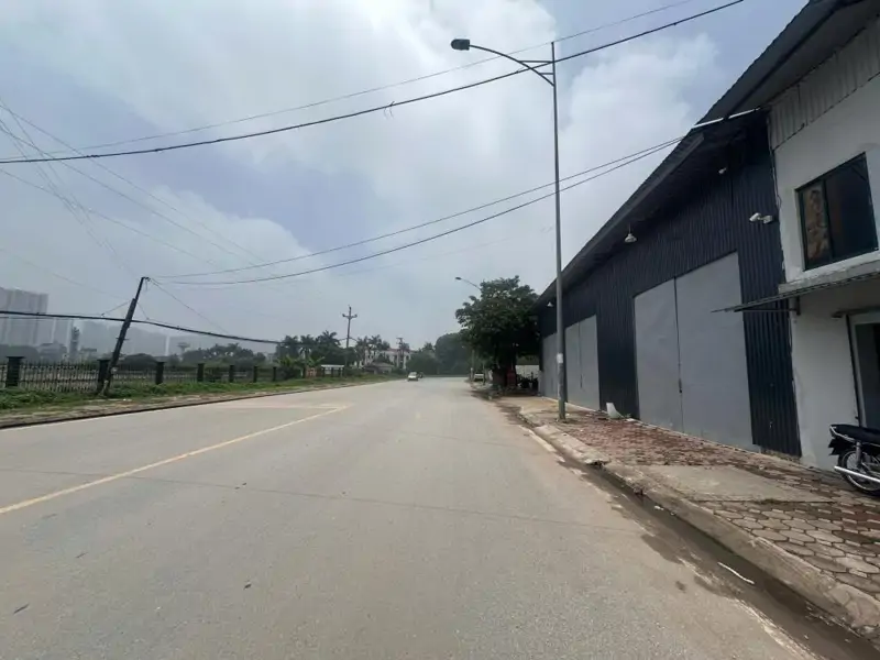 Cho thuê kho xưởng 1600m² mặt đường KĐT Nam An Khánh, Hoài Đức, Hà Nội | Giá Tốt