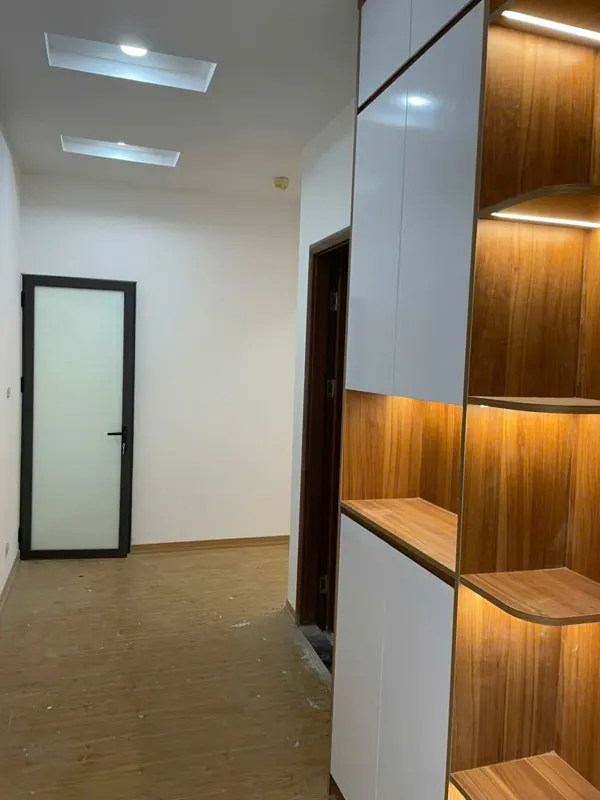 Chính chủ bán căn hộ chung cư Nam Trung Yên, Cầu Giấy, Hà Nội