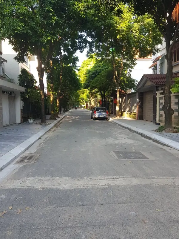 Bán Biệt Thự Thành Thái - 240m2, Mặt Tiền 15m - View Công Viên Cầu Giấy - ảnh 1