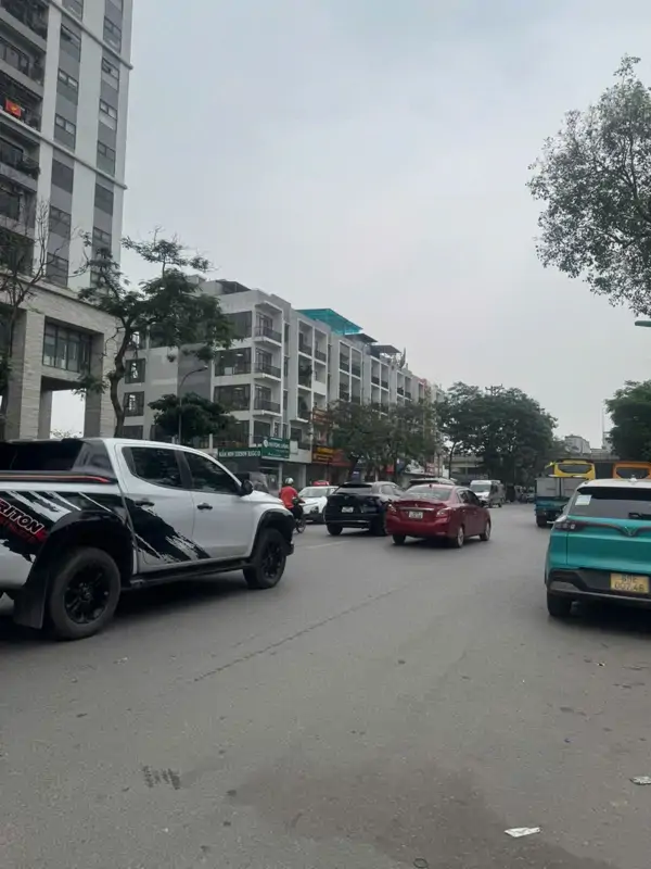 Bán Nhà Mặt Phố Trần Thủ Độ, Hoàng Mai, 140m2, 7 Tầng, Giá 300tr, Kinh Doanh Đỉnh Cao - ảnh 1