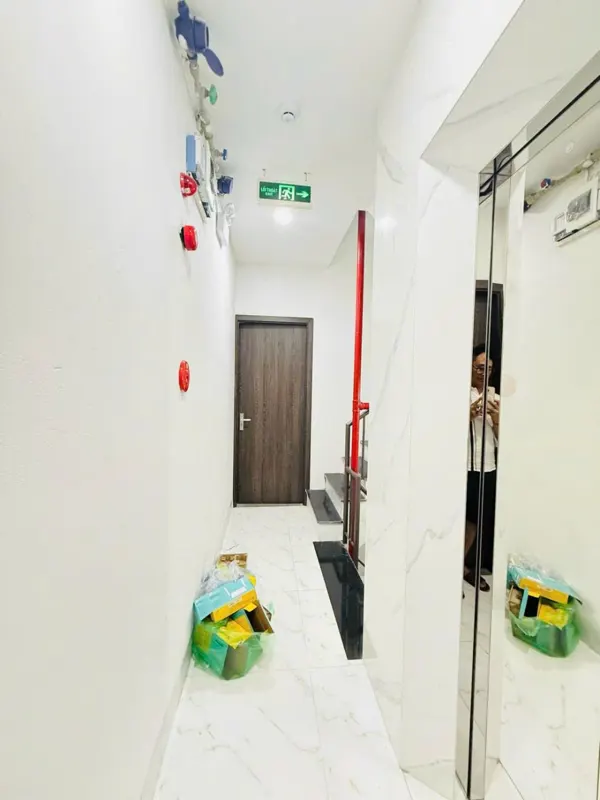 Bán Nhà Chính Chủ Hà Nội: Dòng Tiền 60TR/Tháng, 50m2, Lô Góc Cầu Giấy