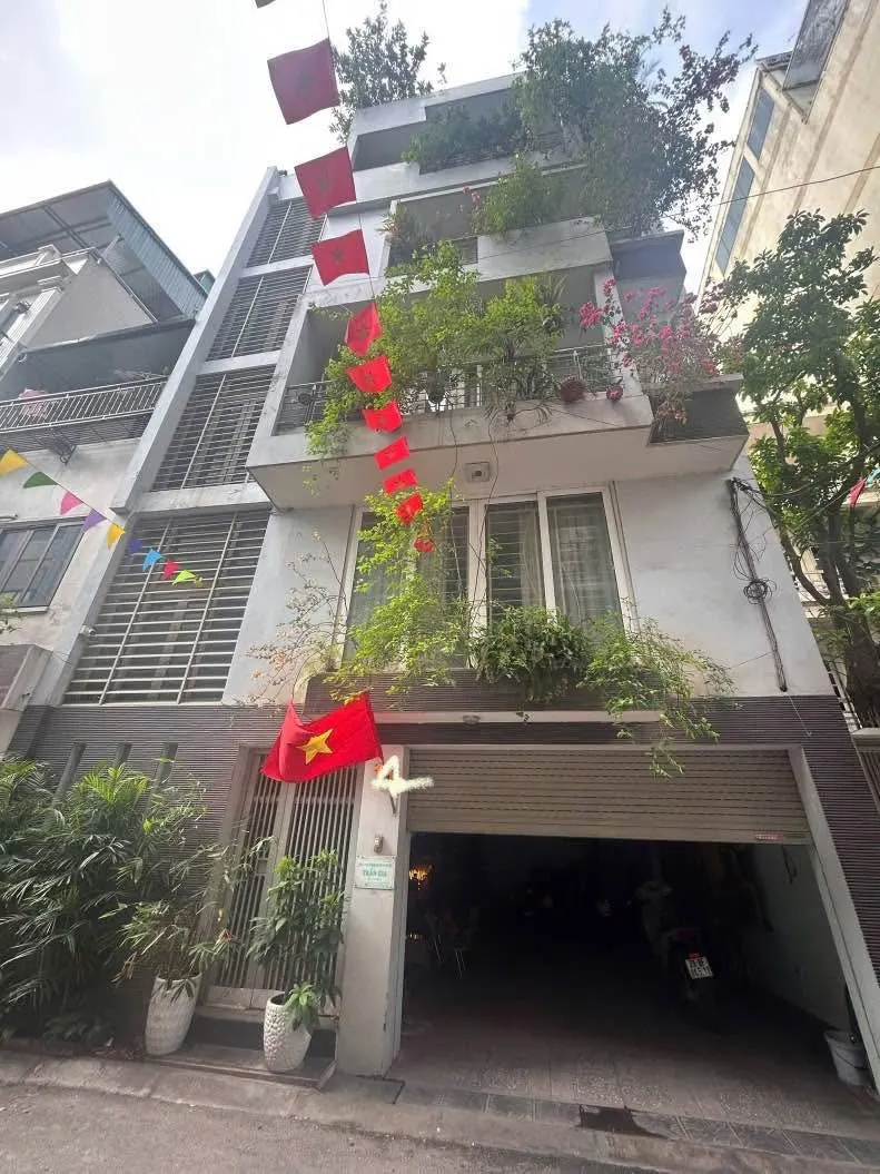 Phân Lô Phố Lò Đúc - Vỉa Hè - Ô Tô Vào Nhà - Khu Dân Trí Cao