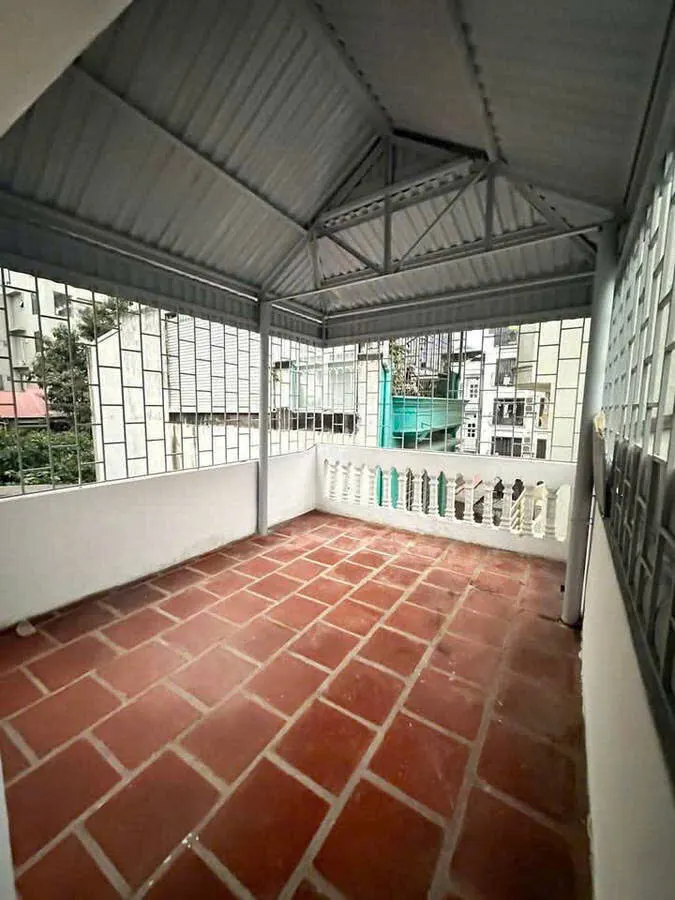 Đào Tấn 32m2 x 4 Tầng - Ngõ Thông - Full Nội Thất - Giá Tốt
