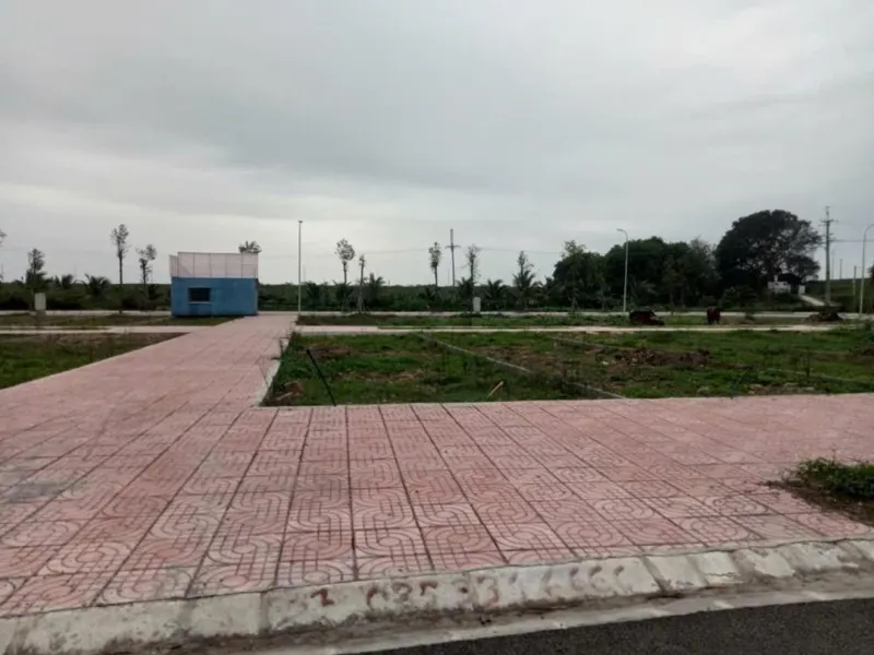 Bán Đất Đông La Hoài Đức 105m2 - Giá 13.8 Tỷ - Vị Trí Đẹp