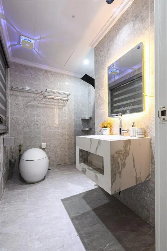 🌆 QMS Top Tower: Nâng Tầm Phong Cách Sống Đô Thị