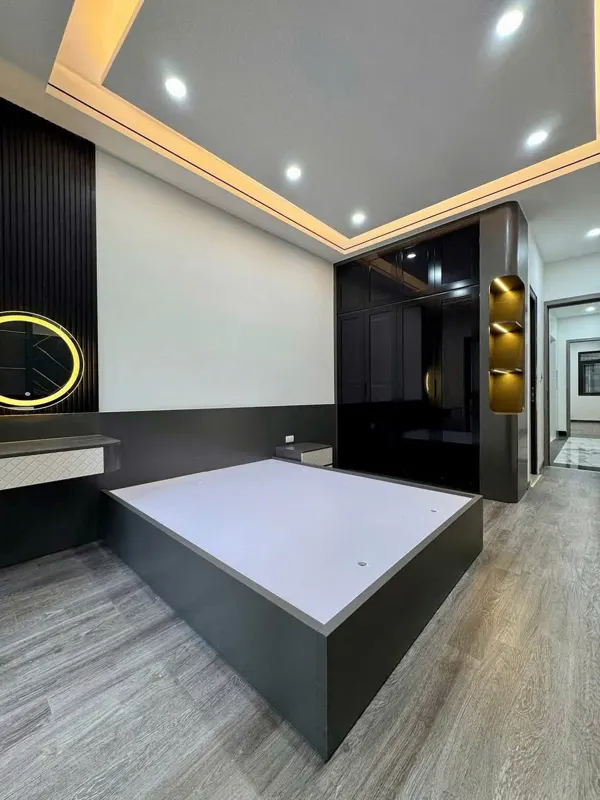 Bán nhà sát phố Trần Đại Nghĩa, 6 tầng thang máy, 8 phòng khép kín, giá tốt