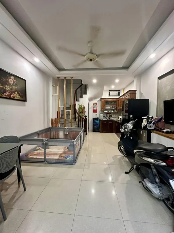 Nhà Phố Lụa Hà Đông 5 Tầng - Gần Oto Đỗ - Nội Thất Về Ở Ngay