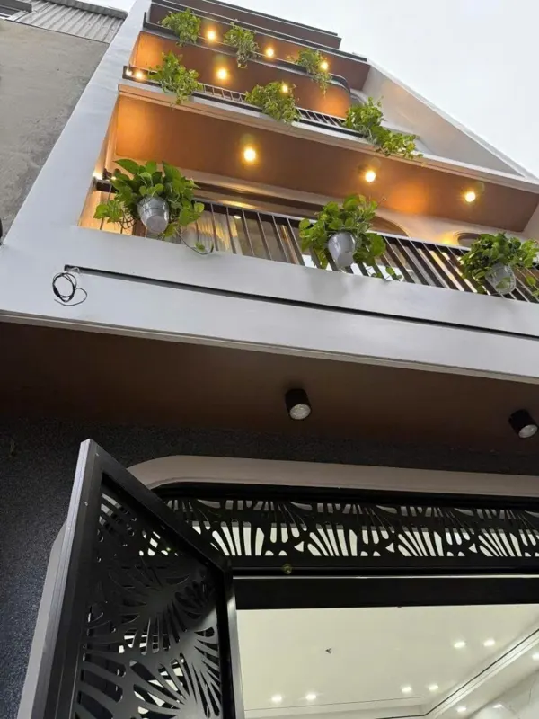 Vạn Phúc Hà Đông: Gara Oto Kinh Doanh Sinh Lời, Đầu Tư Vàng 53m2, Mặt Tiền 4m