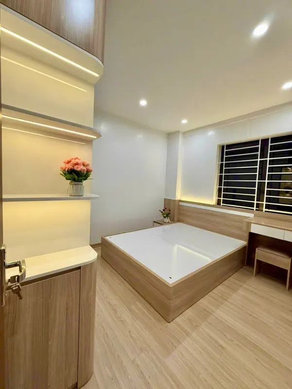 Bán căn hộ VP5 Linh Đàm 58m² 2PN - Giá 3.85 Tỷ