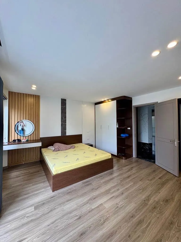 Phân Lô Bàn Cờ - Nhà Đẹp Đền Lừ - 2 Mặt Ngõ - Giá Tốt