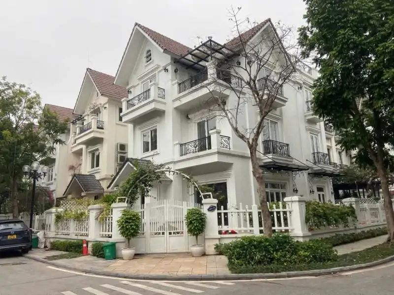 Tuyệt phẩm Biệt Thự Dịch Vọng Thành Thái 250m2 Lô Góc - View Công Viên - ảnh 1
