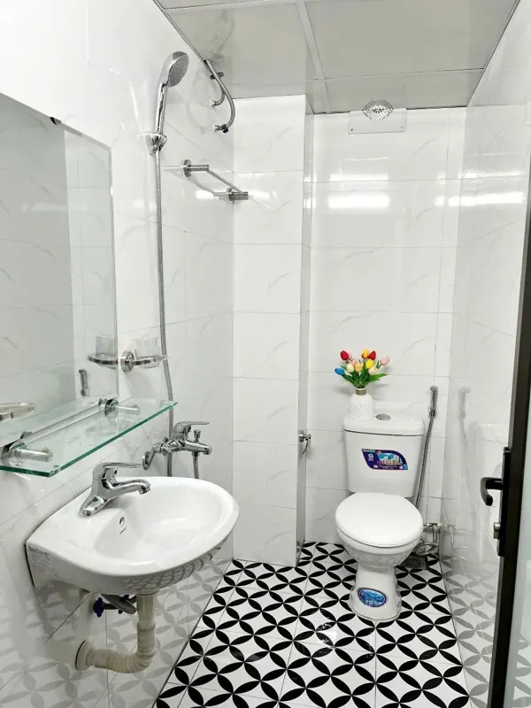 Bán Gấp Nhà Phố Minh Khai: 36m2, 5 Tầng, 7.xx Tỷ - Full Đồ, Dòng Tiền Tốt