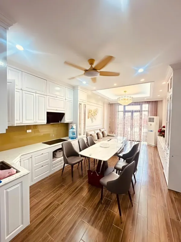 Bán nhà 7 tầng, thang máy, 50m² La Khê, Hà Đông - Vị trí đắc địa, giao nhà ngay