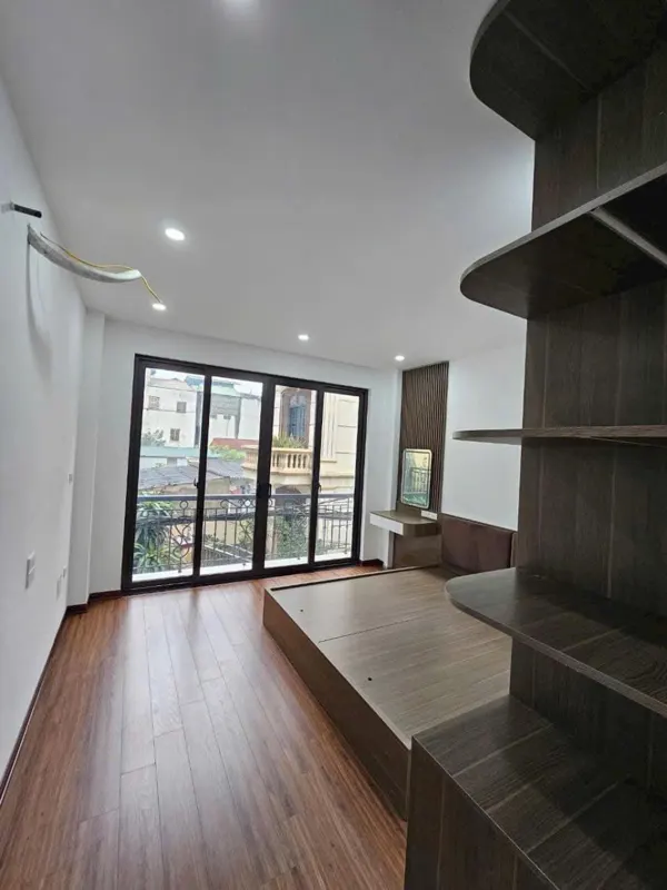 Nhà Ngọc Lâm - Vị trí Vàng, 5 phút Phố Cổ - Giá 7 tỷ