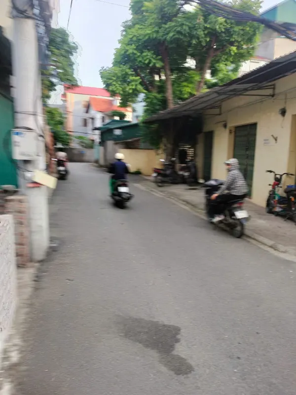 Bán Biệt Thự Góc 3 Tầng Dương Xá - View Hồ - Giá 8x Triệu/m²
