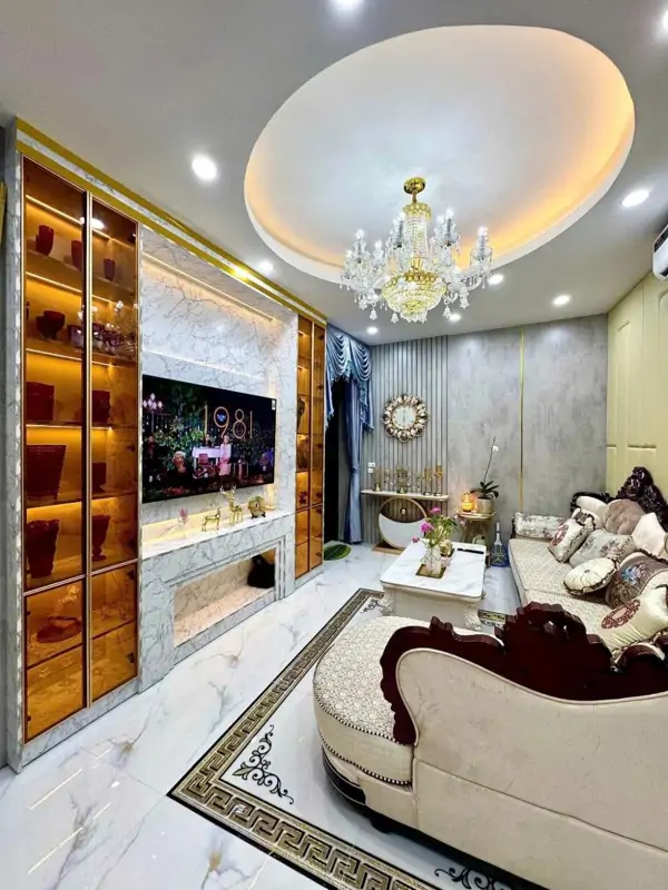 Bán nhà 35m2 x 5 tầng, Quận Hai Bà Trưng - Giá Hơn 8 Tỷ - Kinh Doanh Đỉnh Cao