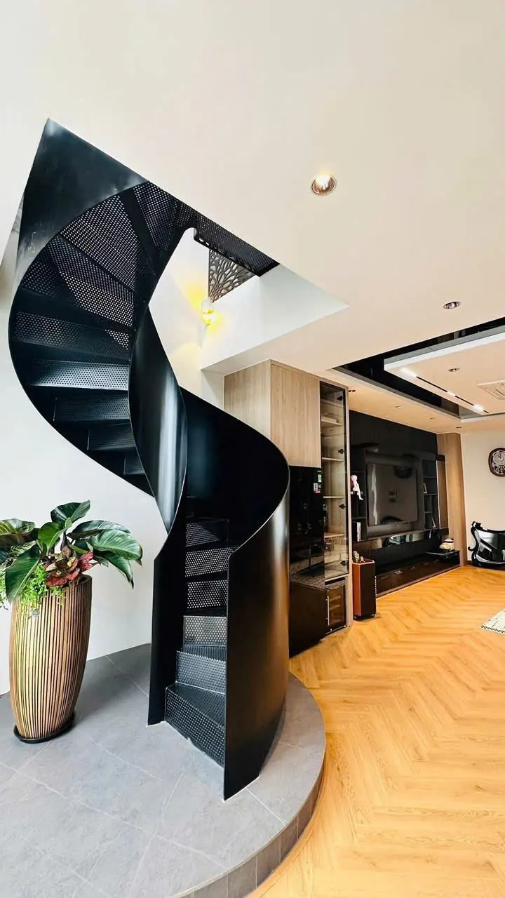 Bán nhà mặt phố Đại La - 29 tỷ - 5 Tầng - 54m² - Vị trí đắc địa