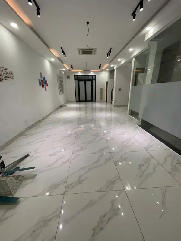 Cho Thuê Tầng Trệt 126m² VinHomes Grand Park: Có Máy Lạnh Âm Trần, Lối Đi Riêng