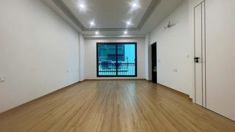 Nhà Mặt Phố 7 Tầng, Thang Máy, Quận Thanh Xuân - Vị Trí Đắc Địa, Kinh Doanh Sầm Uất
