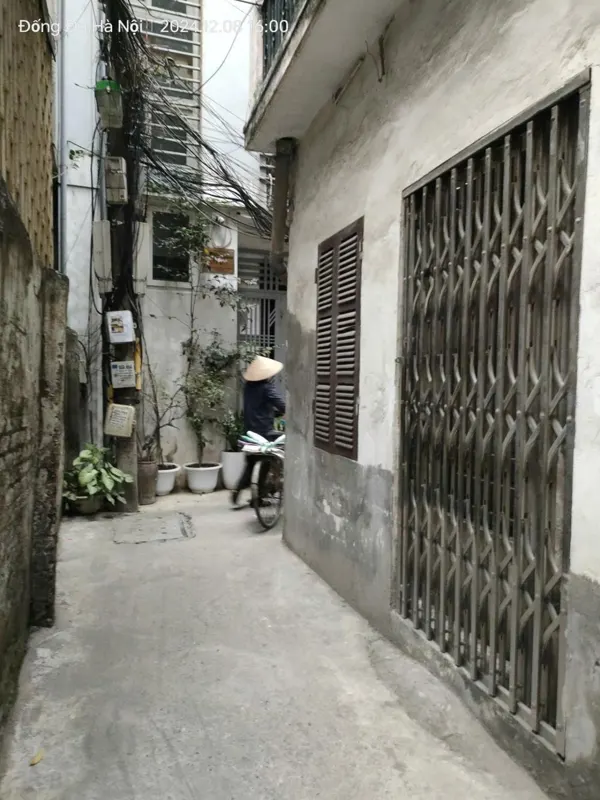 Bán Gấp Nhà Đẹp, Giá Tốt - 4 Tầng, Mặt Tiền, Đê Tô Hoàng, Hai Bà Trưng
