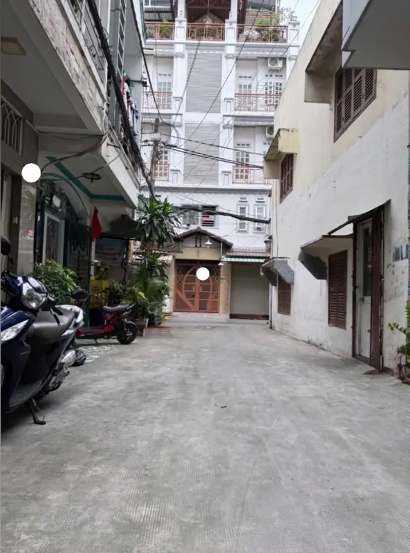 Bán nhà đẹp 4 tầng, xe hơi, Nguyễn Tri Phương, 10 tỷ - Vị trí VIP, Full Nội Thất