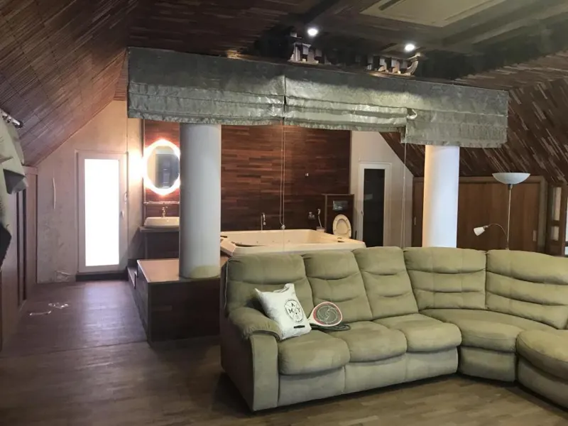 Cho Thuê Tầng 3, 4 Nhà Riêng Tây Hồ - View Hồ, Giá 40tr/tháng