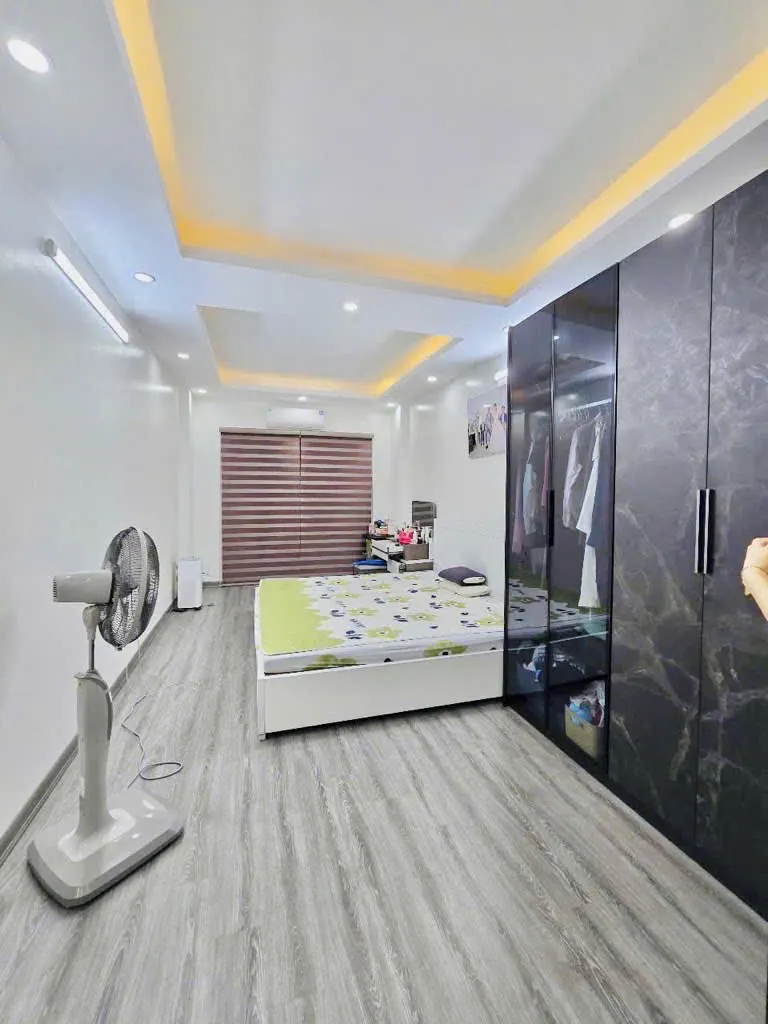 Hiếm Có Ô Tô Vào Nhà, Dân Xây, Tặng Full Nội Thất, Phố Thịnh Liệt 38m2 Giá Chỉ 8.65 Tỷ
