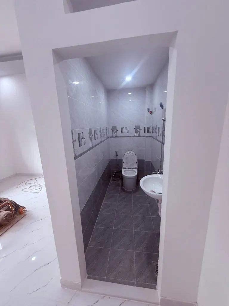 Chỉ 4.4 tỷ - Nhà Đẹp Hẻm Xe Hơi, Lê Văn Quới, Gần Tân Phú - Vào Ở Ngay