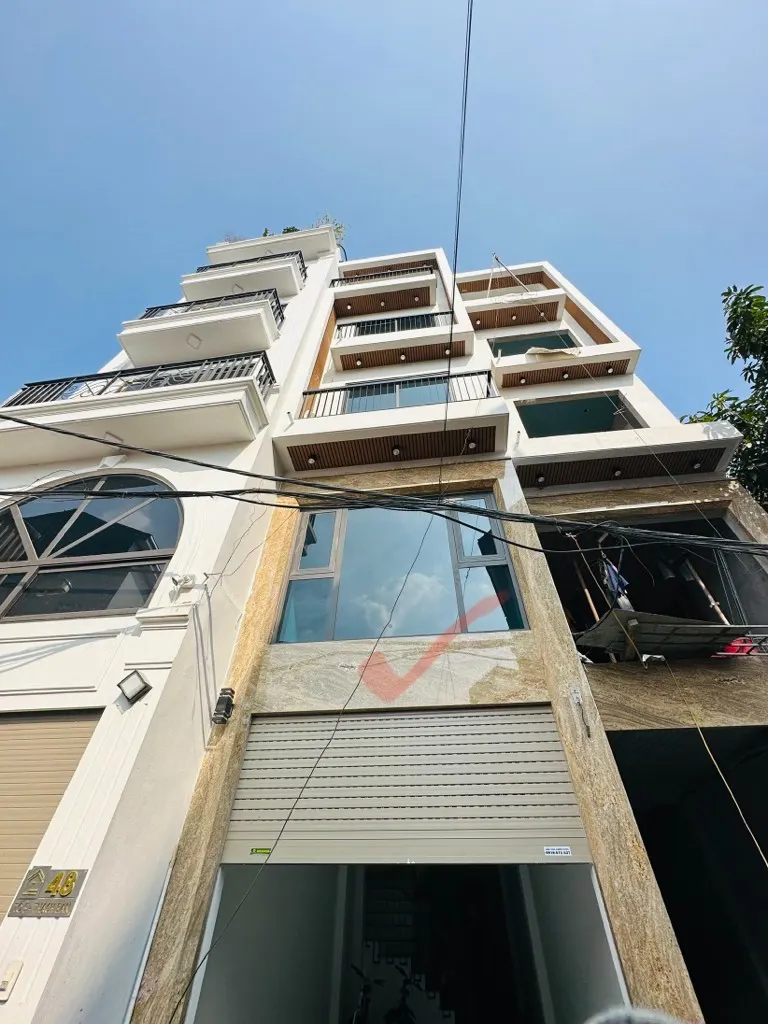 Bán nhà Thạch Bàn, Ô Tô Vào Cửa, 45m2, 8.8 tỷ - Vị Trí Đẹp