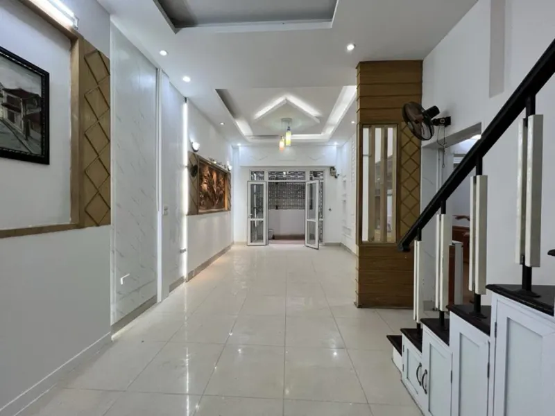 Bán nhà lô góc 3 mặt thoáng, Tô Vĩnh Diện - Giá chỉ 13 tỷ